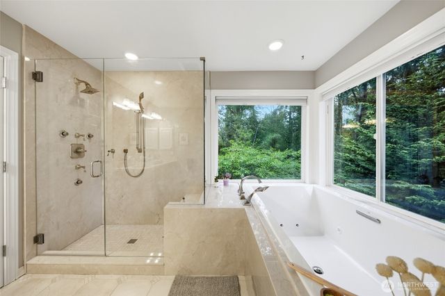 12326 24th Avenue NE, Seattle, WA 98125