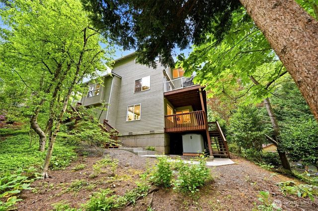 12326 24th Avenue NE, Seattle, WA 98125