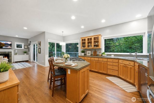 12326 24th Avenue NE, Seattle, WA 98125