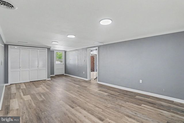 520 WOODLAND VIEW DR, York, PA 17406