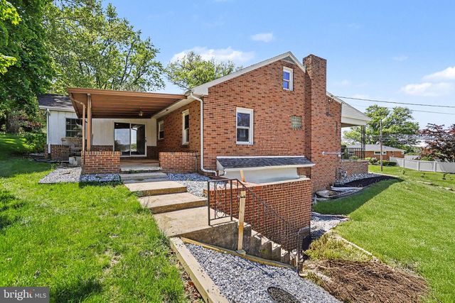 520 WOODLAND VIEW DR, York, PA 17406
