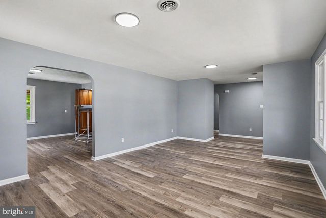 520 WOODLAND VIEW DR, York, PA 17406