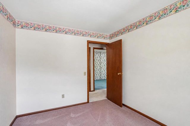 6902 Donna Drive, Middleton, WI 53562