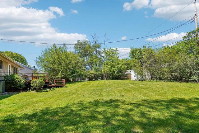 6902 Donna Drive, Middleton, WI 53562