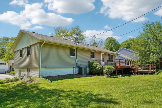 6902 Donna Drive, Middleton, WI 53562