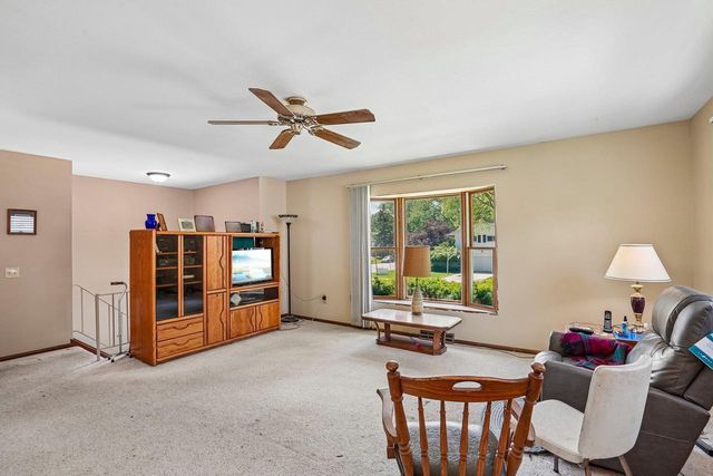 6902 Donna Drive, Middleton, WI 53562