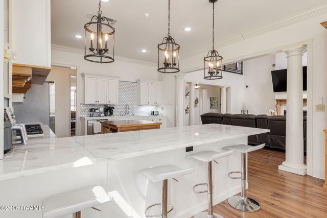 105 Woodbine Drive, Lafayette, LA 70503