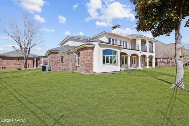 105 Woodbine Drive, Lafayette, LA 70503