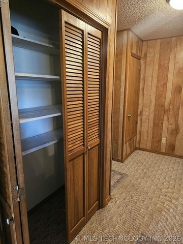 206 N Grand Avenue, Mannsville, OK 73447