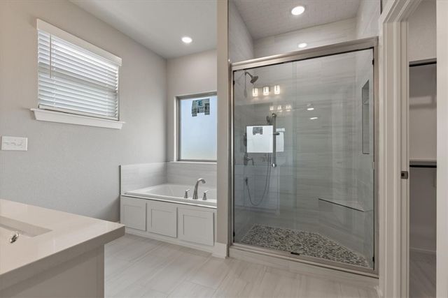 6902 SW Orange Avenue, Bentonville, AR 72713