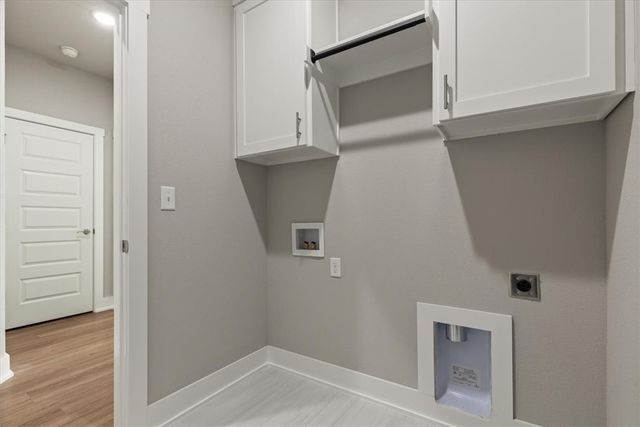 6902 SW Orange Avenue, Bentonville, AR 72713