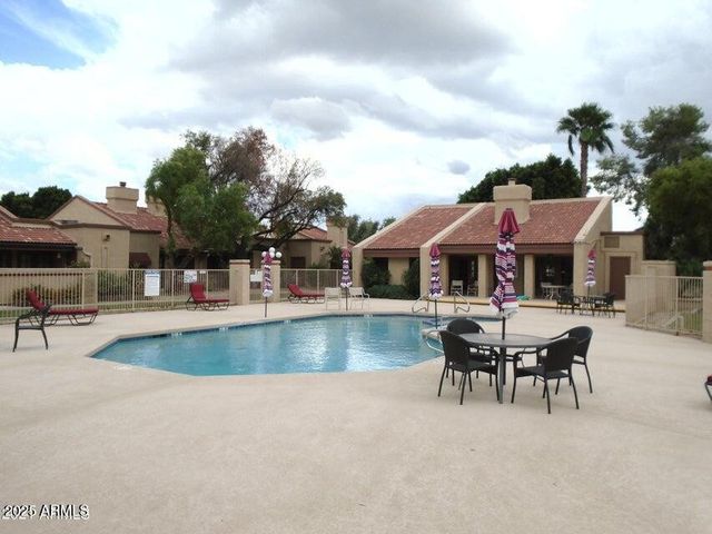 6900 E Gold Dust Avenue Unit 117, Paradise Valley, AZ 85253