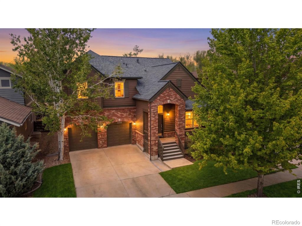 2205 Creekside Drive, Longmont, CO 80504
