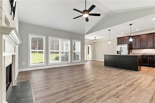 127 W Stewart Street, Pelzer, SC 29669