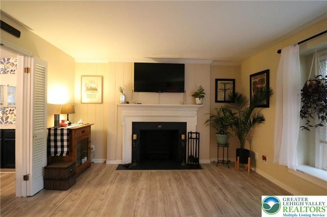 3076 Lindberg Avenue, Salisbury Twp, PA 18103