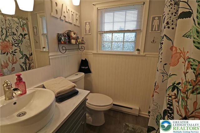 3076 Lindberg Avenue, Salisbury Twp, PA 18103
