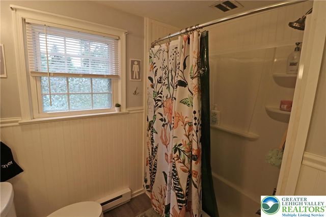 3076 Lindberg Avenue, Salisbury Twp, PA 18103