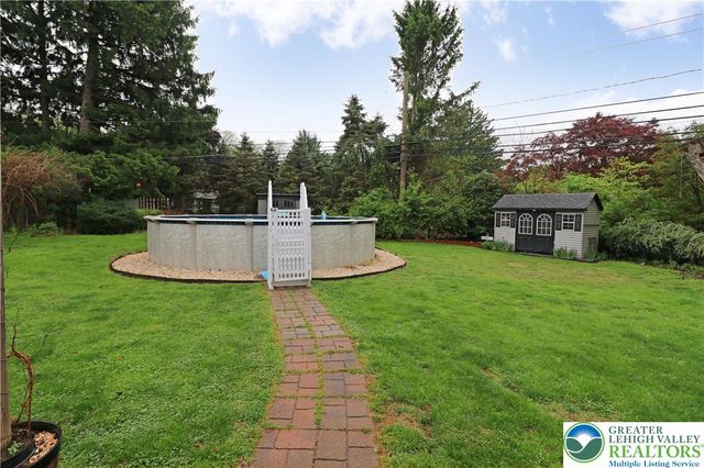 3076 Lindberg Avenue, Salisbury Twp, PA 18103