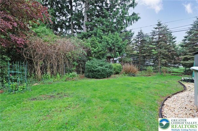3076 Lindberg Avenue, Salisbury Twp, PA 18103