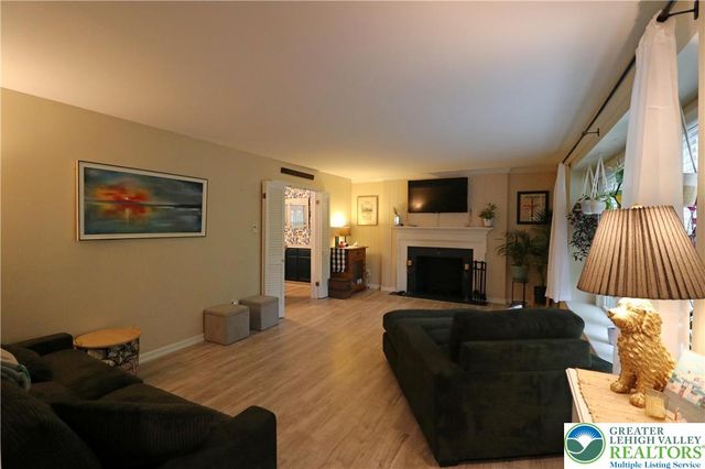3076 Lindberg Avenue, Salisbury Twp, PA 18103