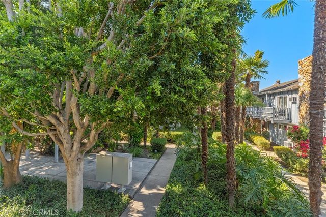 307 N Acacia A, Fullerton, CA 92831