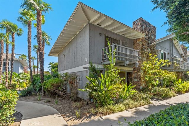307 N Acacia A, Fullerton, CA 92831