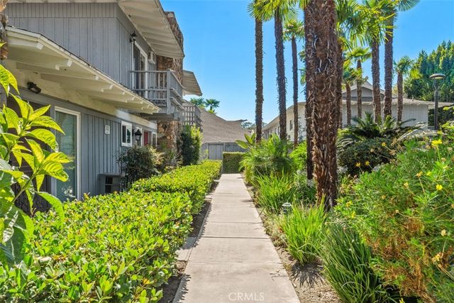307 N Acacia A, Fullerton, CA 92831