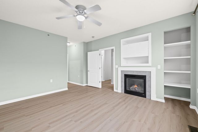 10075 City Walk Drive 104, Woodbury, MN 55129