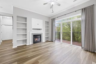 10075 City Walk Drive 104, Woodbury, MN 55129