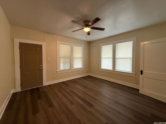 318 Denver Blvd Apt 2, San Antonio, TX 78210
