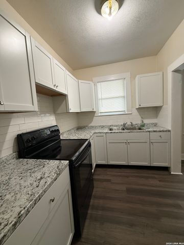 318 Denver Blvd Apt 2, San Antonio, TX 78210