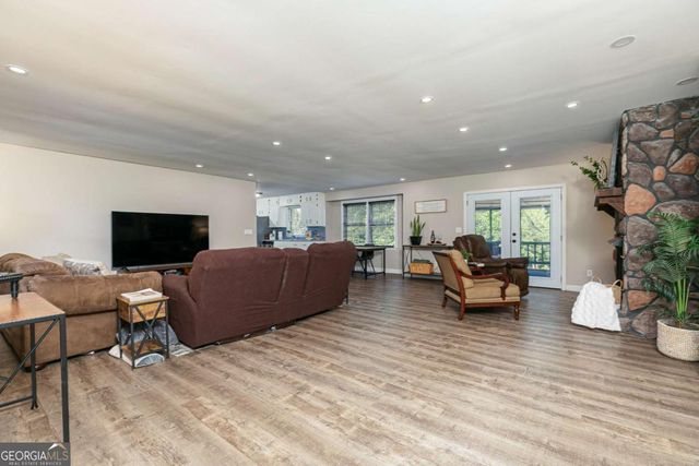 3548 Nowlin Road NW, Kennesaw, GA 30144