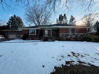 21154 Hale Street, Clinton Charter Twp, MI 48036