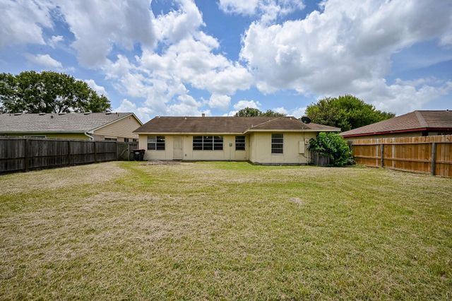 2667 Grand Canyon Drive, Houston, TX 77067