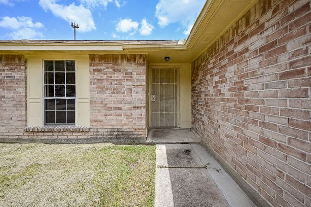 2667 Grand Canyon Drive, Houston, TX 77067