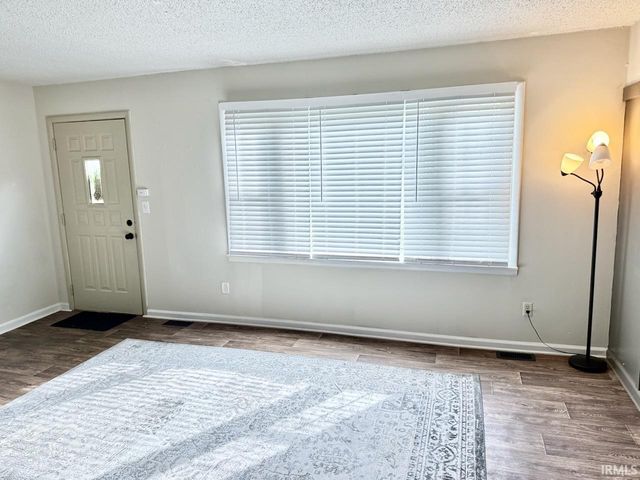 9204 E Miller Street, Selma, IN 47383