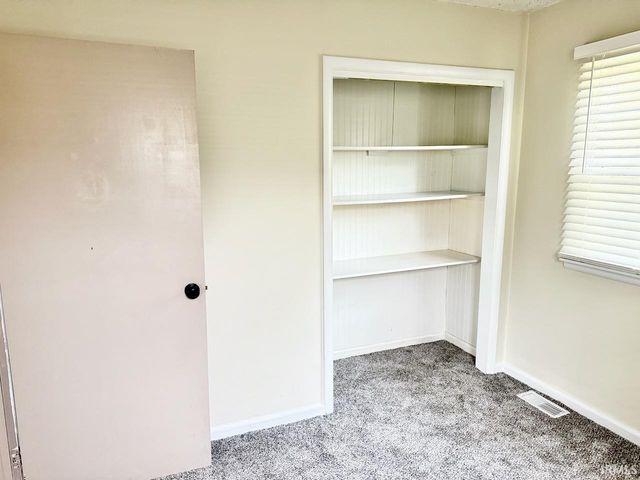 9204 E Miller Street, Selma, IN 47383