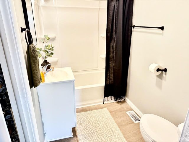 9204 E Miller Street, Selma, IN 47383