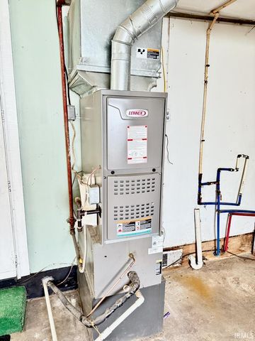 9204 E Miller Street, Selma, IN 47383