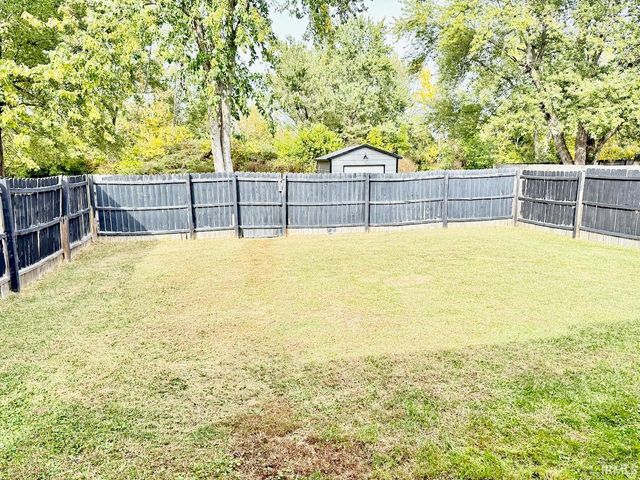 9204 E Miller Street, Selma, IN 47383