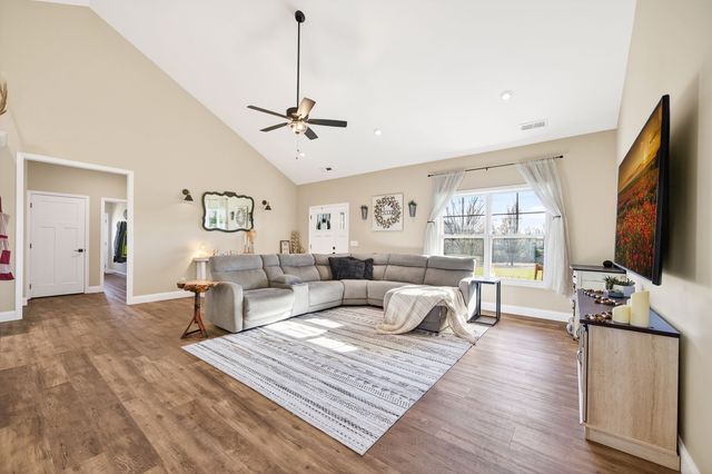 1349 Pippin Rd, Cookeville, TN 38501