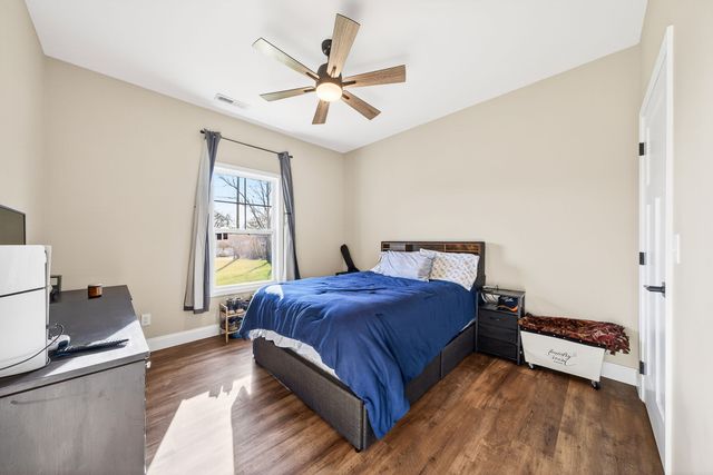 1349 Pippin Rd, Cookeville, TN 38501