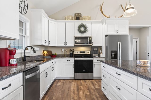 1349 Pippin Rd, Cookeville, TN 38501