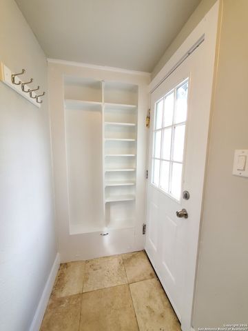 1207 Hays St Unit A, San Antonio, TX 78202