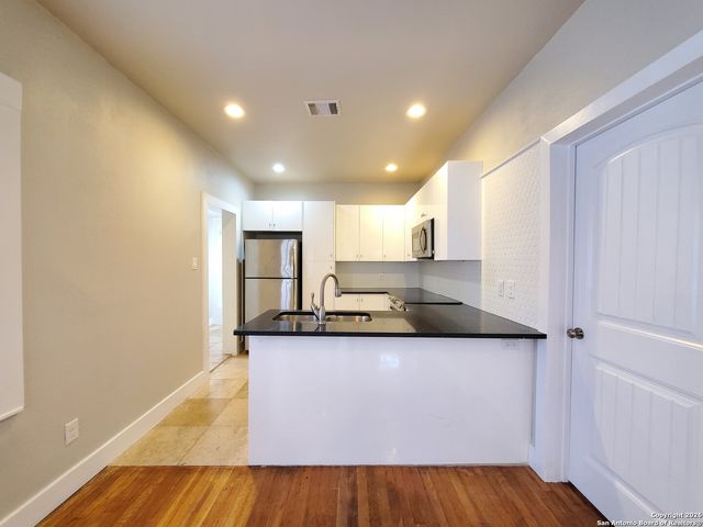 1207 Hays St Unit A, San Antonio, TX 78202