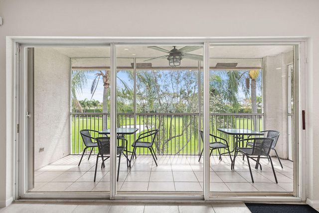 8050 Aberdeen Drive 202, Boynton Beach, FL 33472