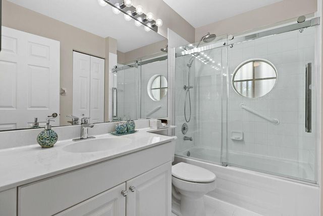 8050 Aberdeen Drive 202, Boynton Beach, FL 33472