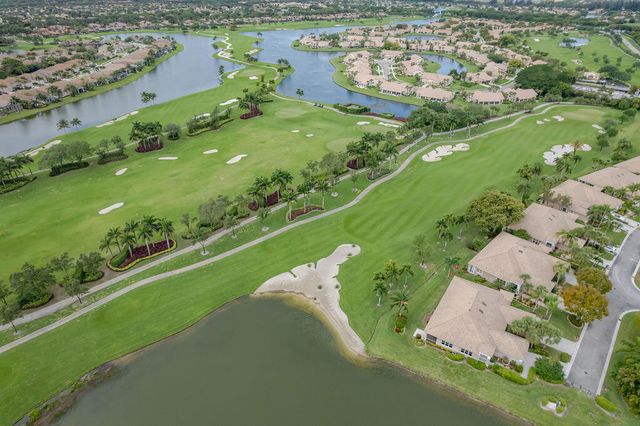8050 Aberdeen Drive 202, Boynton Beach, FL 33472