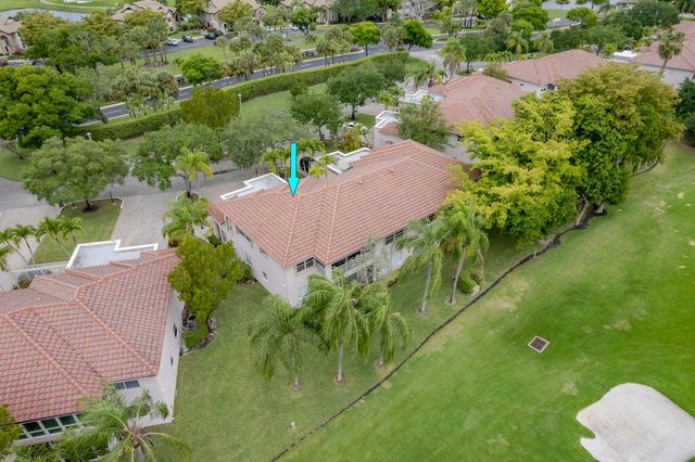 8050 Aberdeen Drive 202, Boynton Beach, FL 33472