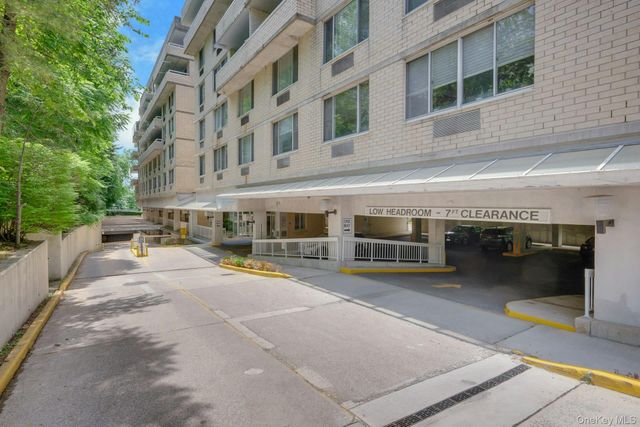 1270 North Avenue 1P, New Rochelle, NY 10804